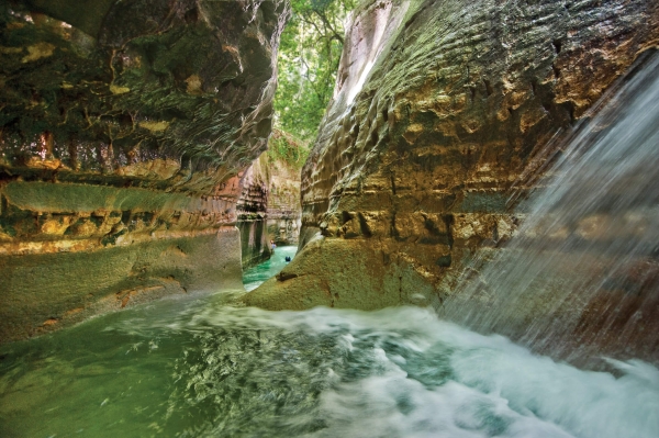 27 водопадов — природный аквапарк в Доминикане
