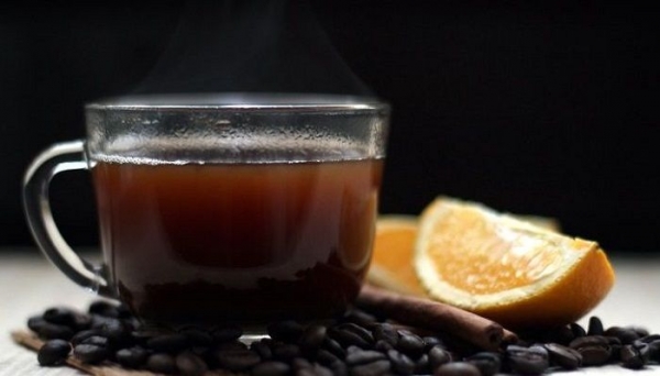 
                                Апельсиновый кофе – бодрое начало дня с освежающими нотками                            