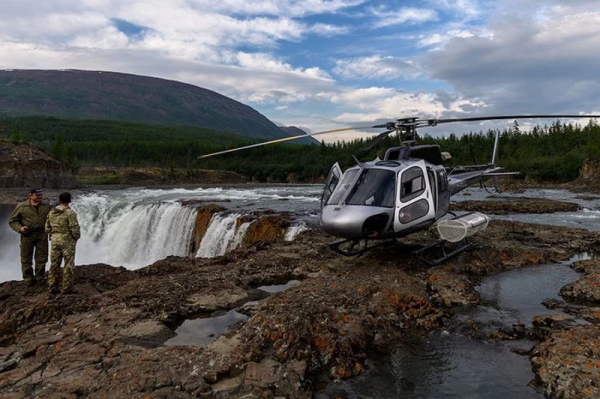 Где находится Тальниковский водопад и в чем его особенности