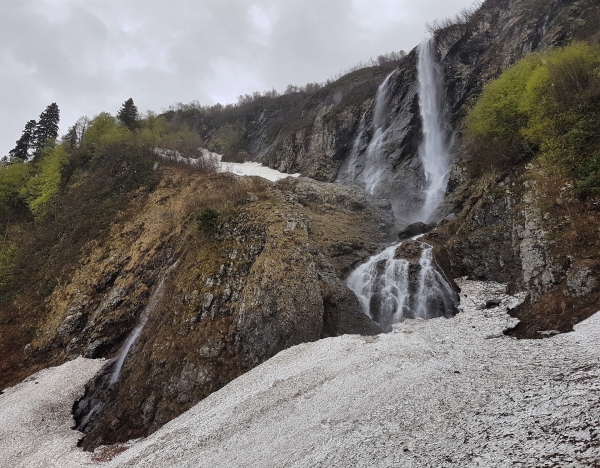 Описание водопада Поликаря, как добраться до водопада