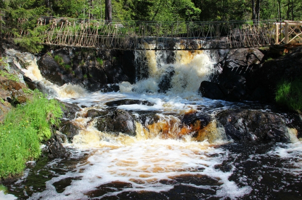 Рускеальские водопады: описание, история, фото