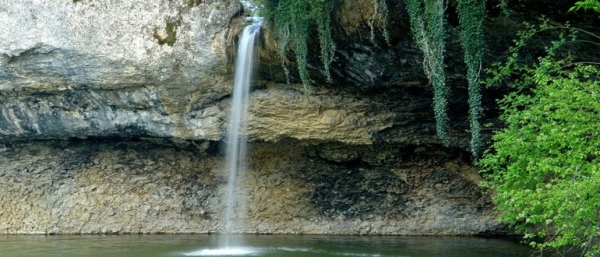 Водопад Мердвен Тобе и грот Коба Чаир в Севастополе — история, описание, как доехать
